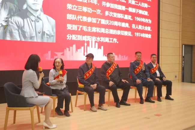 开展走访抗战老兵、革命英雄进校园等活动