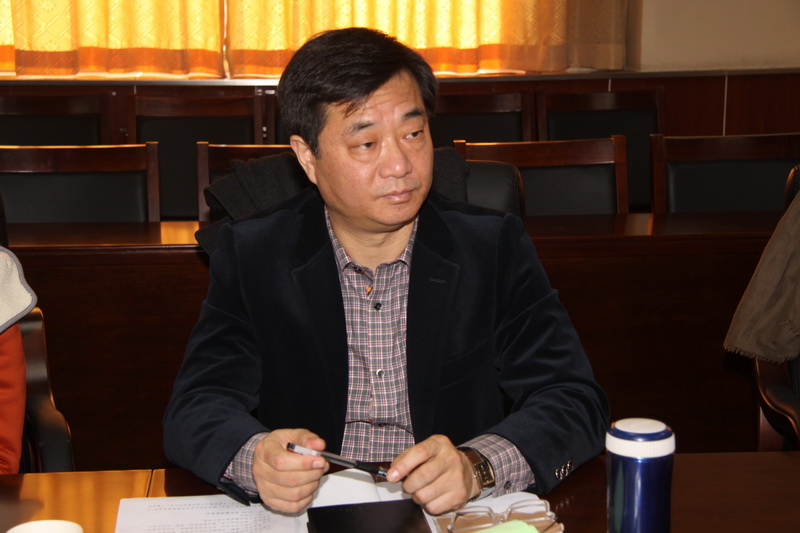 专家组组长进行意见反馈